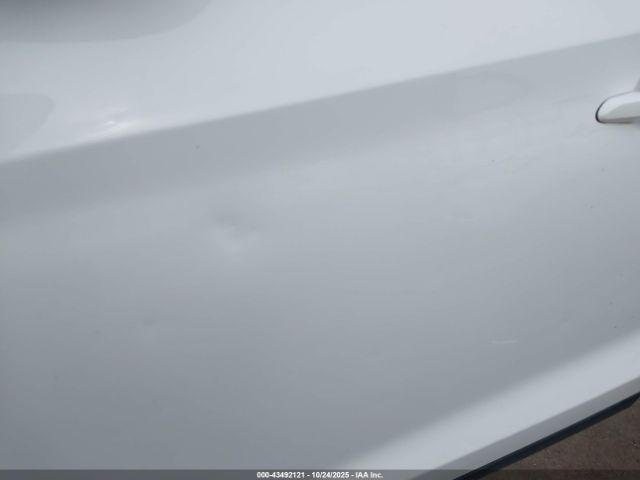 Hyundai TUCSON Value Image 6