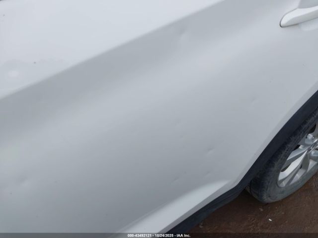 Hyundai TUCSON Value Image 2