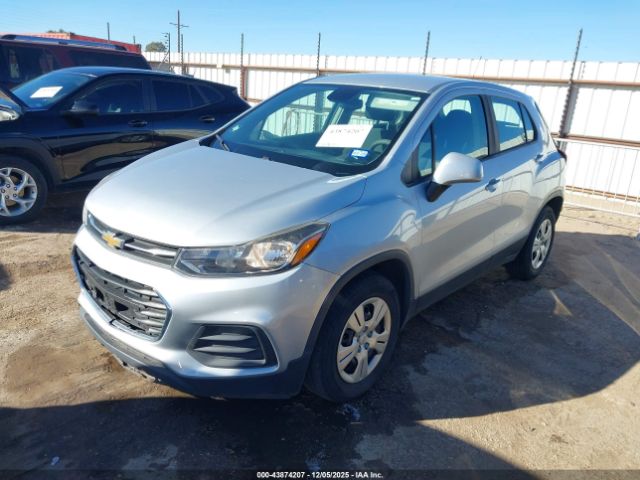 Chevrolet Trax Ls Image 3