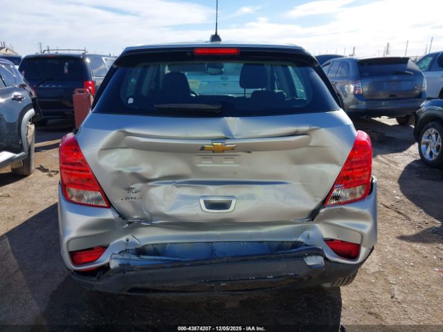 Chevrolet Trax Ls Image 12