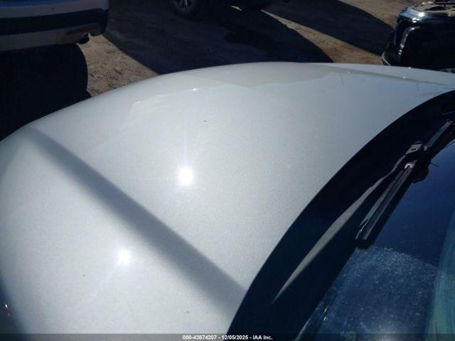 Chevrolet Trax Ls Image 16