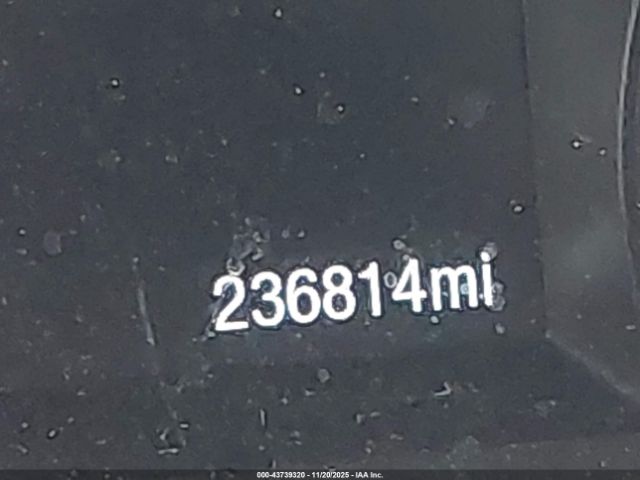 Ford Explorer Xlt Image 10