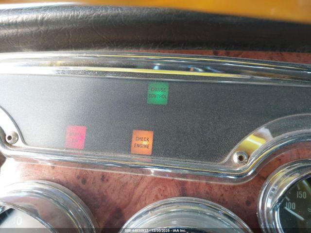 Peterbilt 379 Image 12